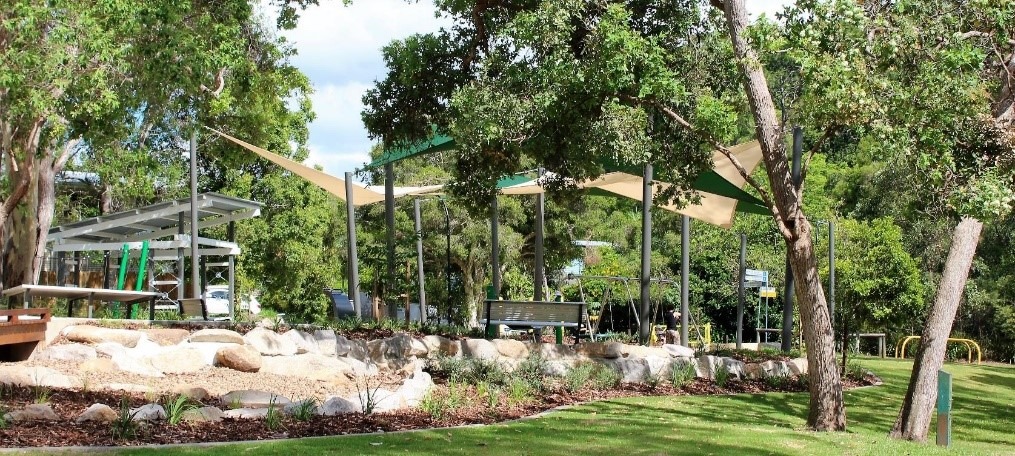 Walton Bridge Park shade structure installed by Versatile Structures