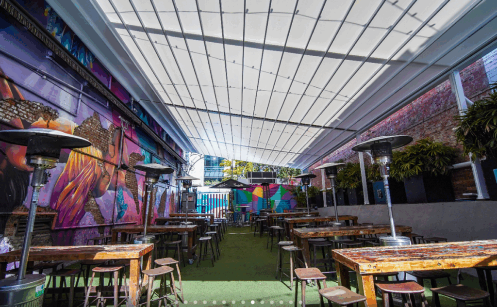 Royal George Hotel shade structure manufactured and installed by Versatile Structures