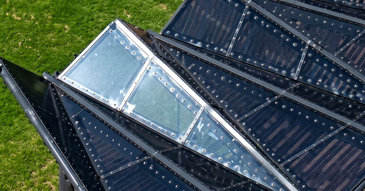 Westend Polycarbonate shade structure manufactured and installed by Versatile Structures
